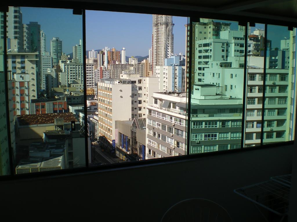 Apartamento Dante Tomio Balneário Camboriú Eksteriør bilde